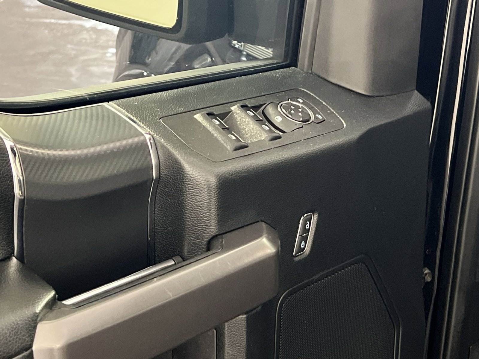 Used 2020 Ford F150 XLT w/ Equipment Group 302A Luxury image 15