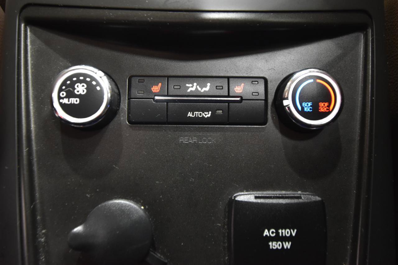 Used 2018 Lincoln MKT AWD w/ Technology Package image 43