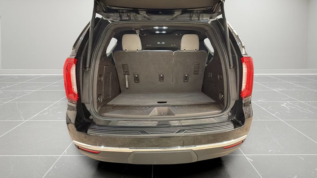 Used 2024 GMC Yukon SLT AWD/4WD image 24