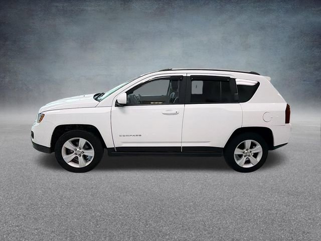 Used 2016 Jeep Compass Latitude image 10
