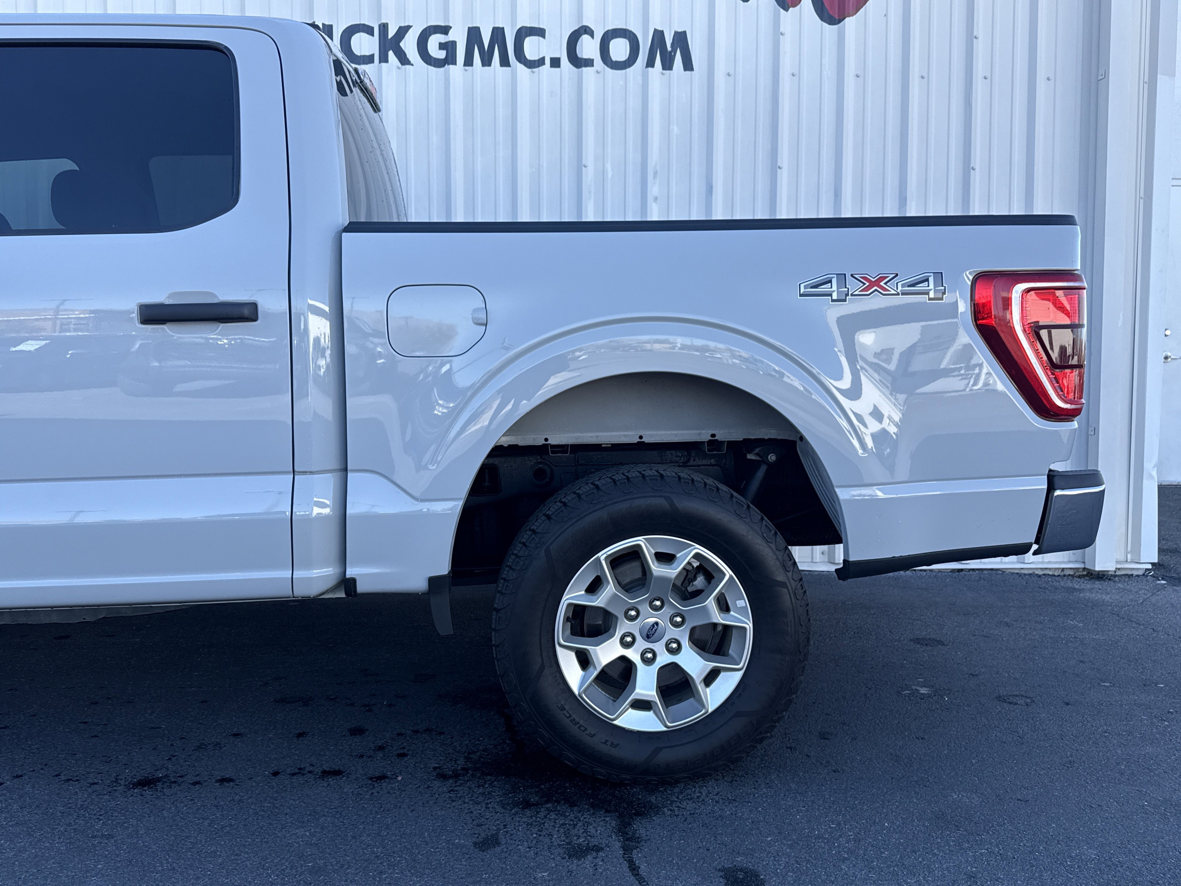 Used 2023 Ford F150 XLT image 2