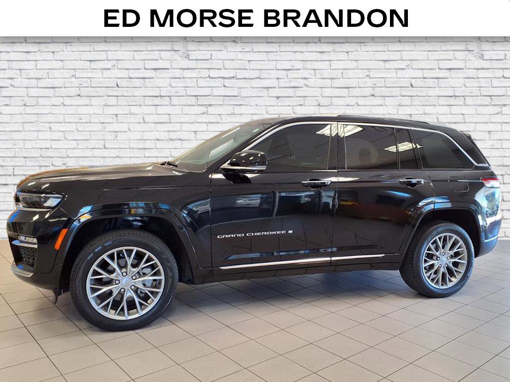 Used 2023 Jeep Grand Cherokee Summit w/ Adv Protech Group IV image 2