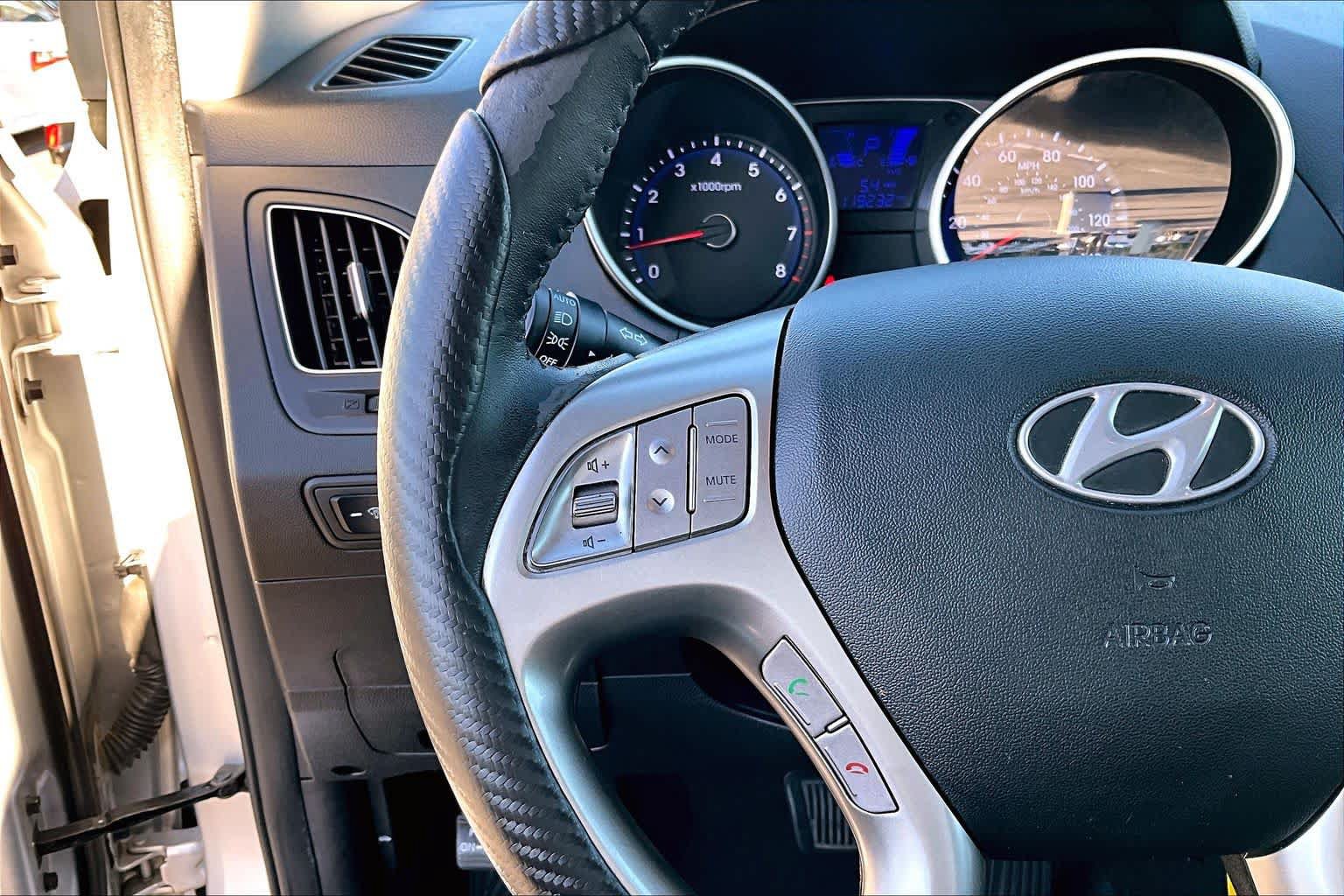Used 2013 Hyundai Tucson GLS AWD/4WD image 22