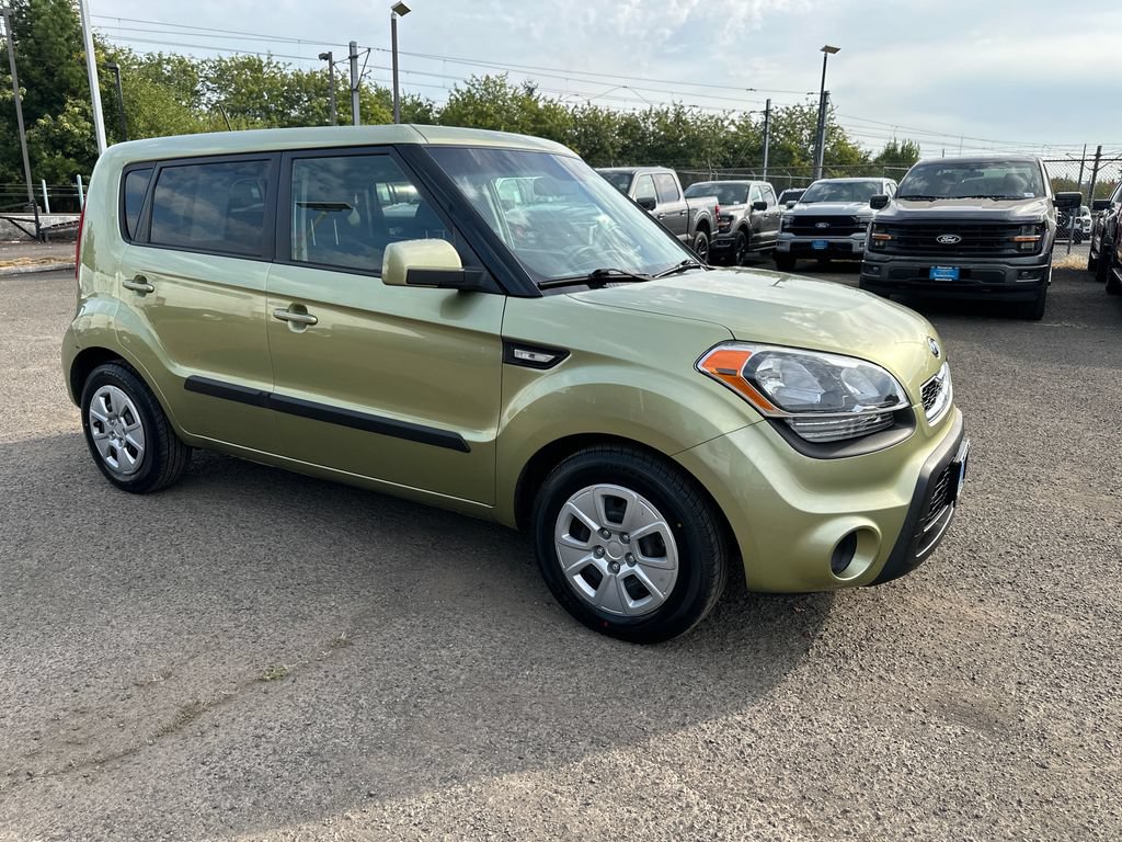 Used 2012 Kia Soul FWD image 9