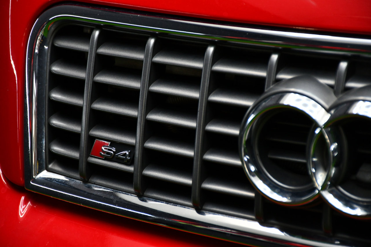 Used 2004 Audi S4 Sedan image 9