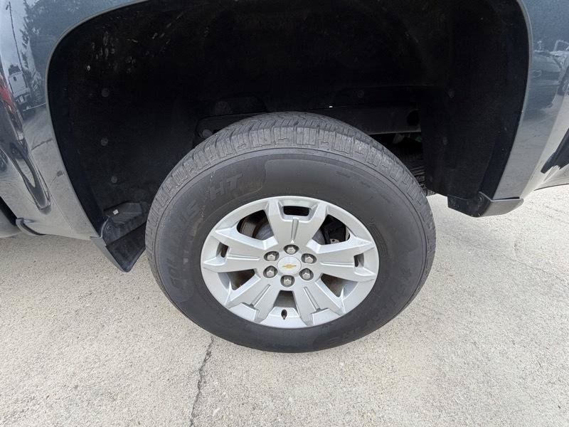Used 2020 Chevrolet Colorado LT RWD image 11
