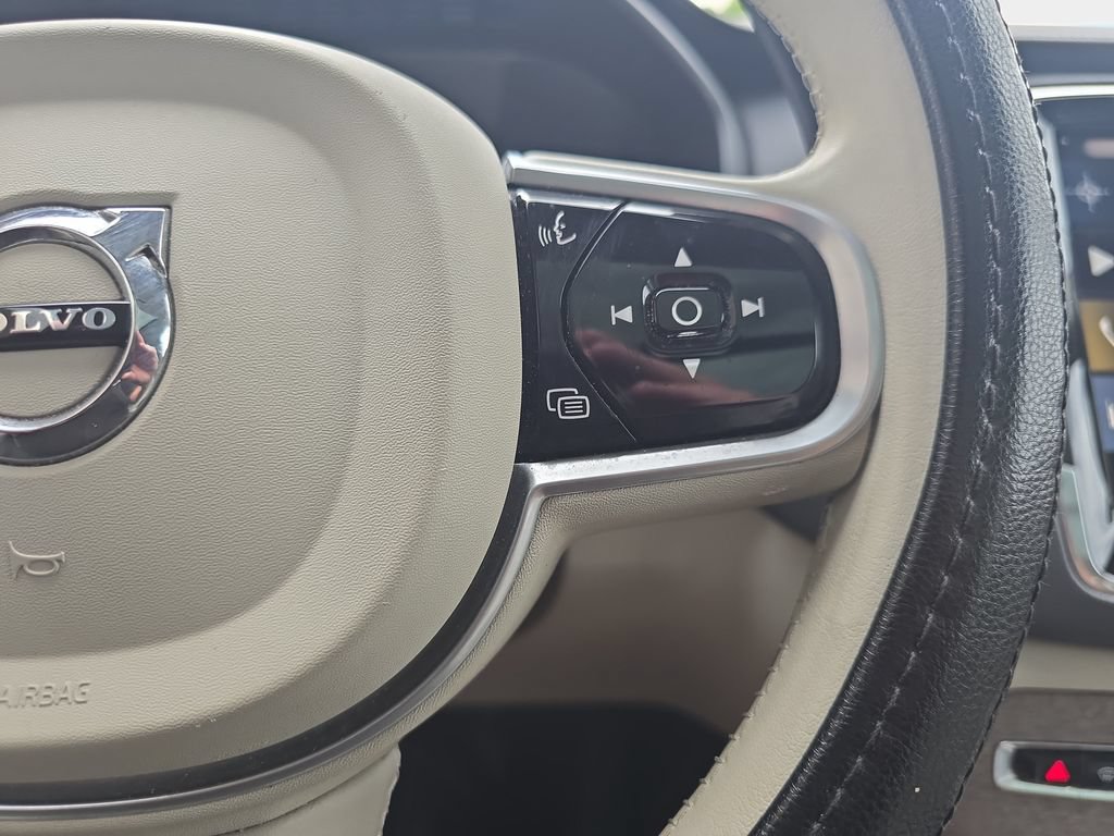 Used 2021 Volvo XC90 T8 Inscription w/ Advanced Package AWD/4WD image 22