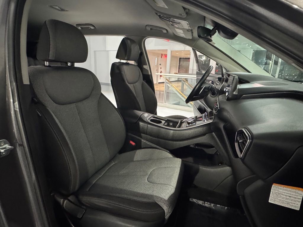 Used 2022 Hyundai Santa Fe SEL Convenience image 3