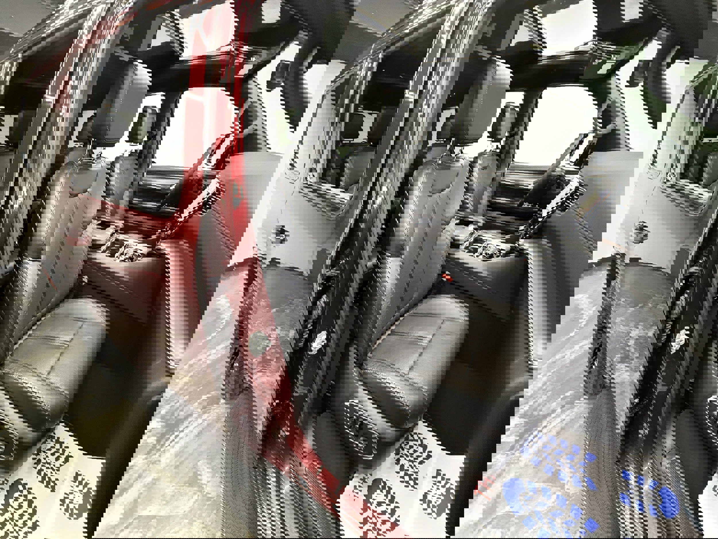 Used 2024 Jeep Wagoneer Series II AWD/4WD image 25