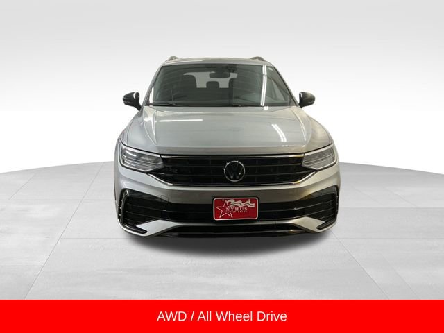 Used 2022 Volkswagen Tiguan SE R-Line image 5