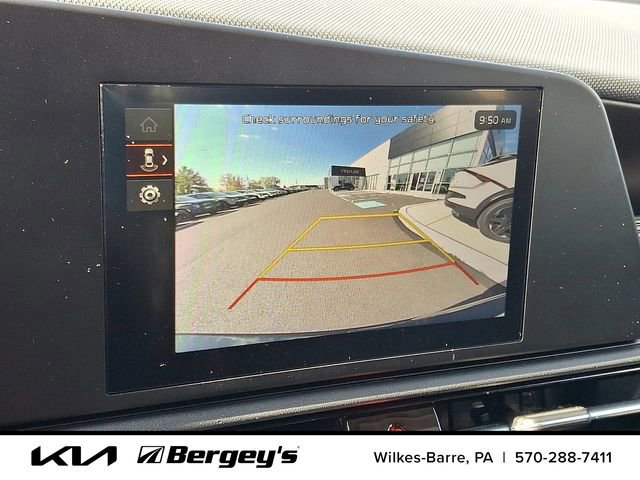 Certified 2025 Kia Niro LX image 20