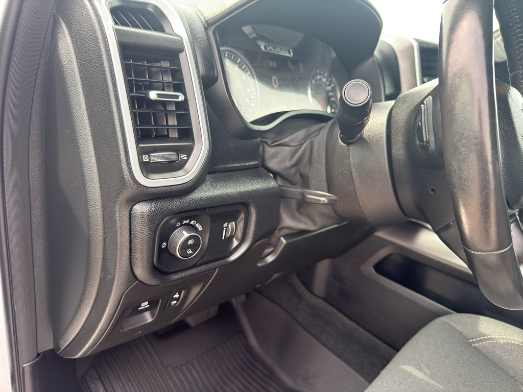 Used 2021 RAM 1500 Big Horn AWD/4WD image 14