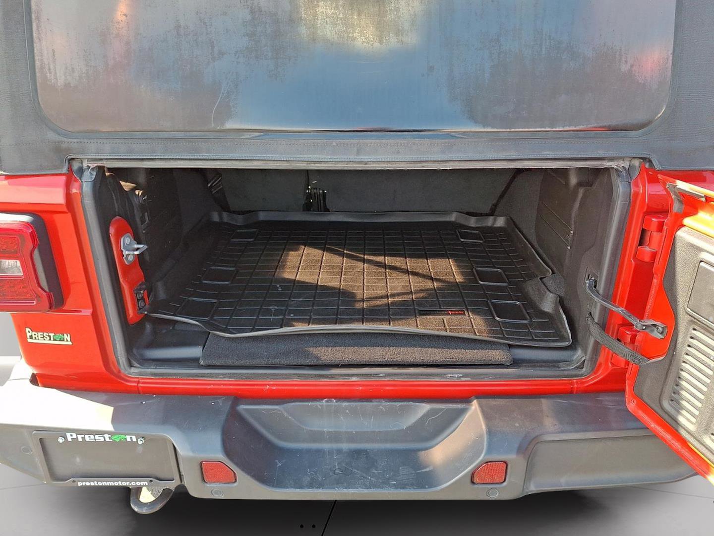 Used 2022 Jeep Wrangler Unlimited Sport image 27