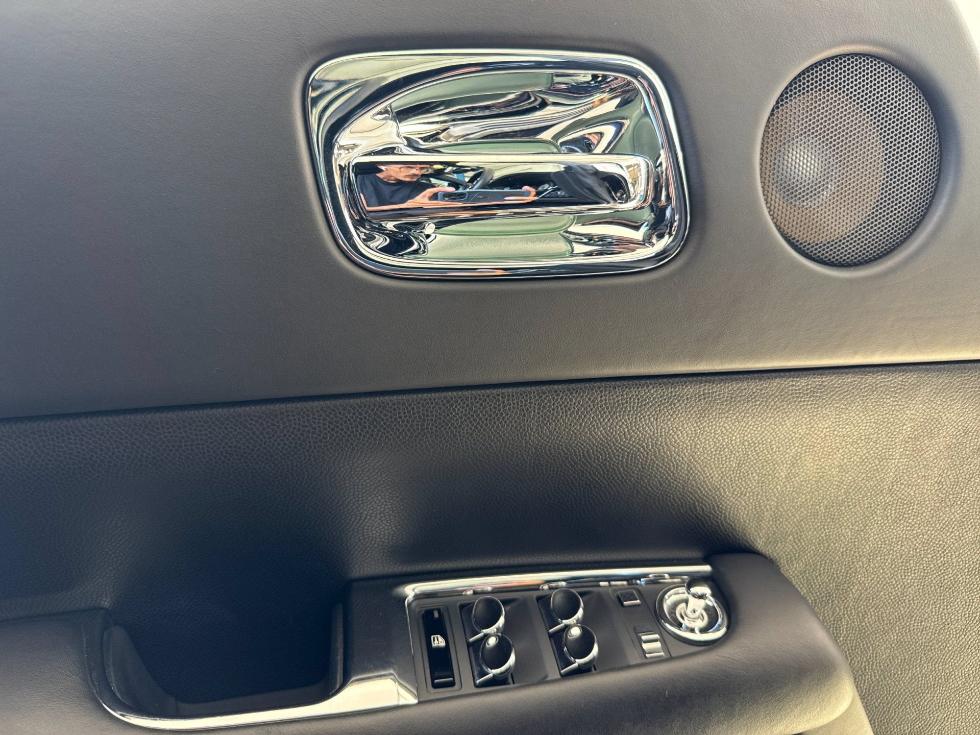 Certified 2014 Rolls-Royce Wraith RWD image 11