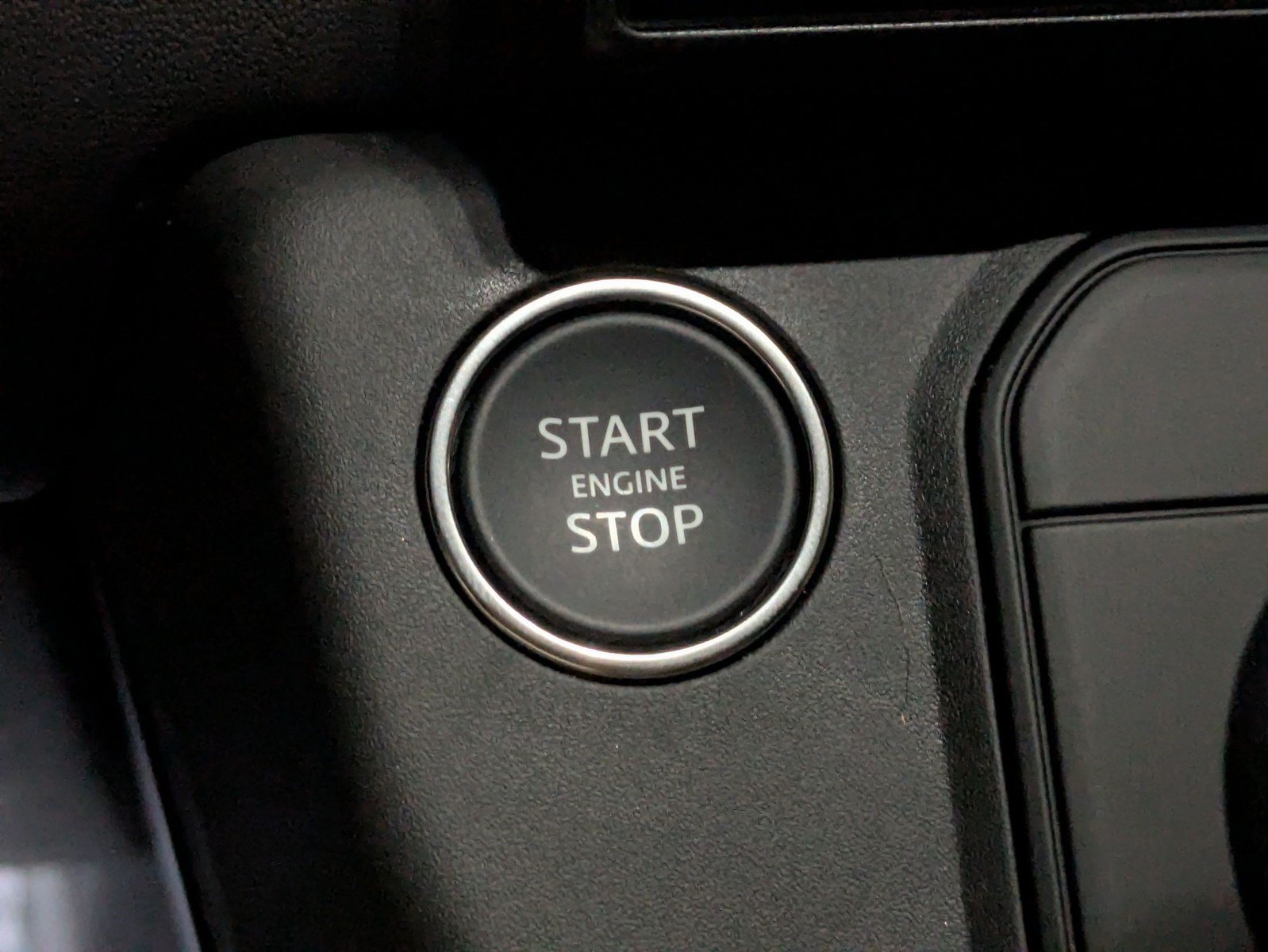 New 2026 Land Rover Defender 130 S AWD/4WD image 17