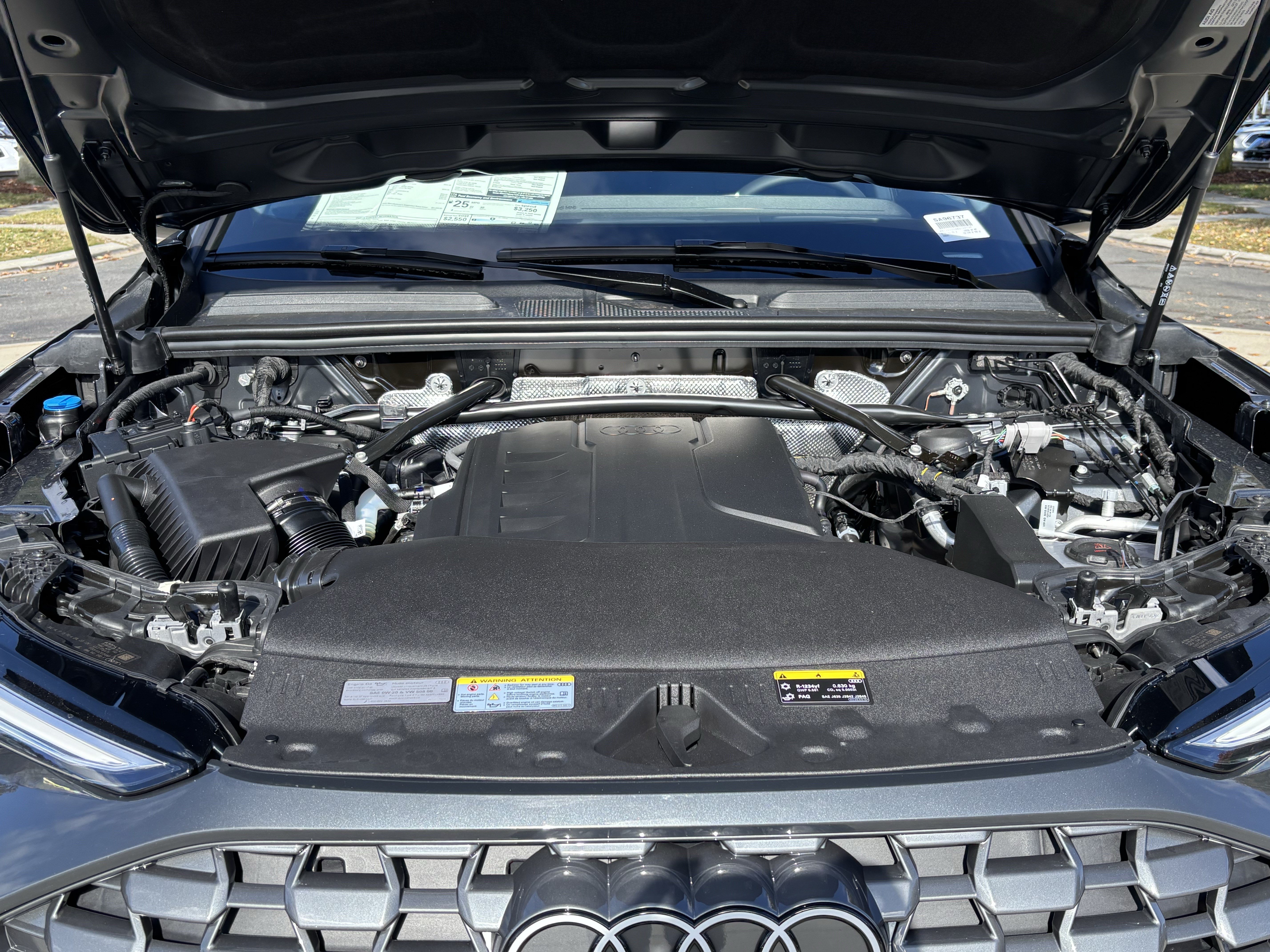 Used 2025 Audi Q5 Premium AWD/4WD image 36