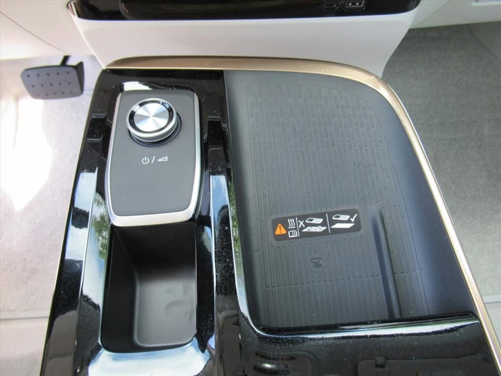 New 2026 Buick Enclave Avenir w/ Super Cruise Package FWD image 25