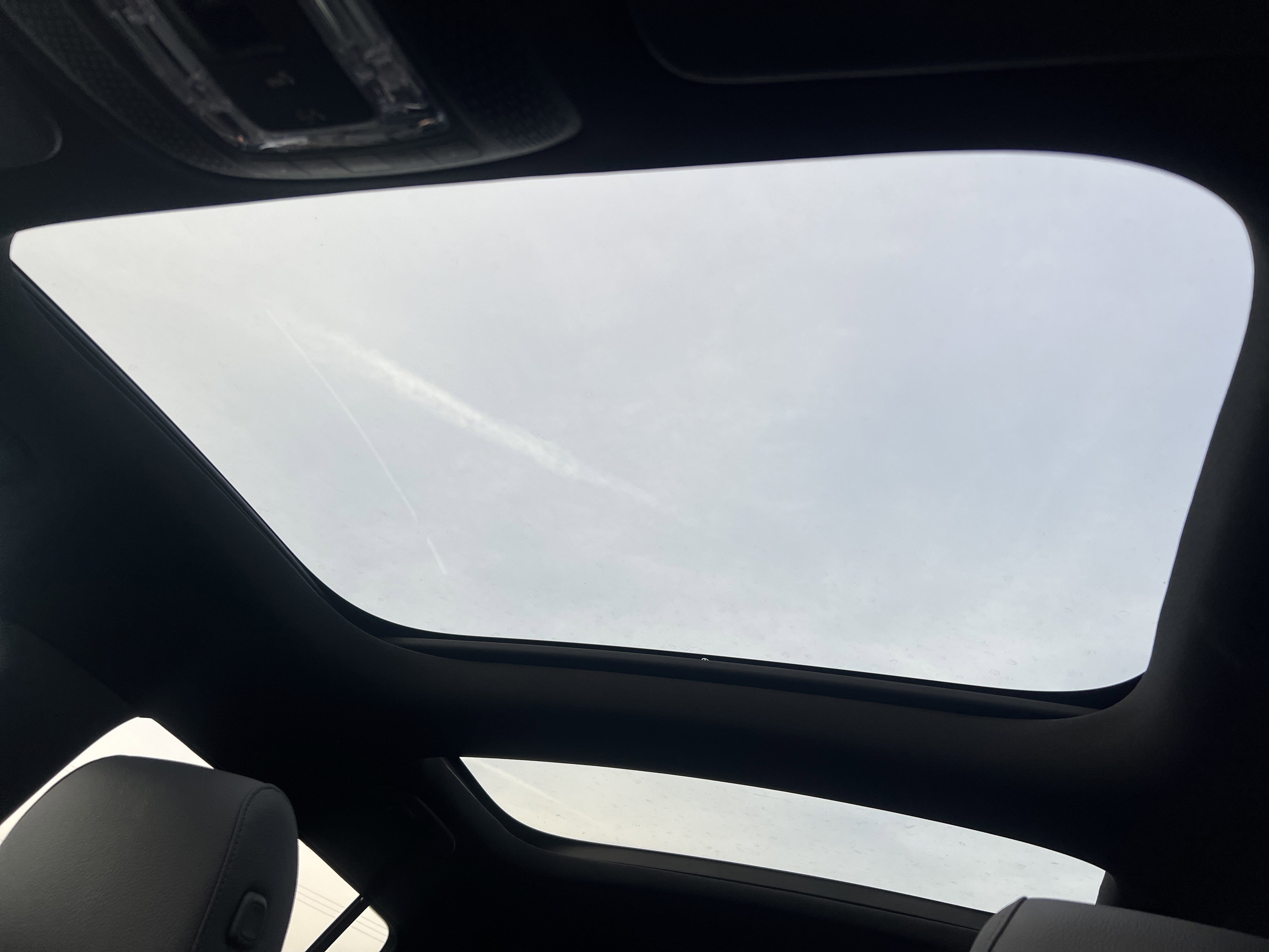 Certified 2025 Mercedes-Benz GLB 250 image 28