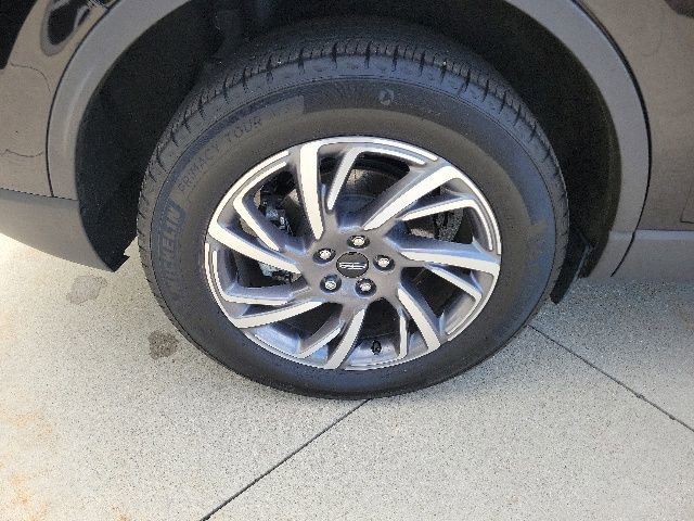 Certified 2024 Lincoln Corsair AWD image 16