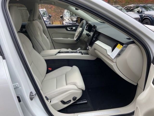 New 2026 Volvo XC60 T8 Ultra w/ Climate Package image 17