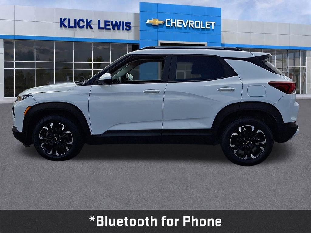 Used 2021 Chevrolet TrailBlazer LT w/ Driver Confidence Package image 4