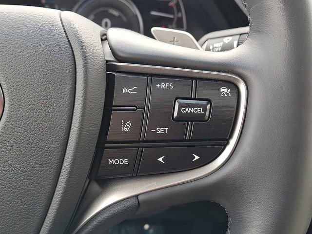Used 2022 Lexus ES 300h w/ Accessory Package FWD image 22