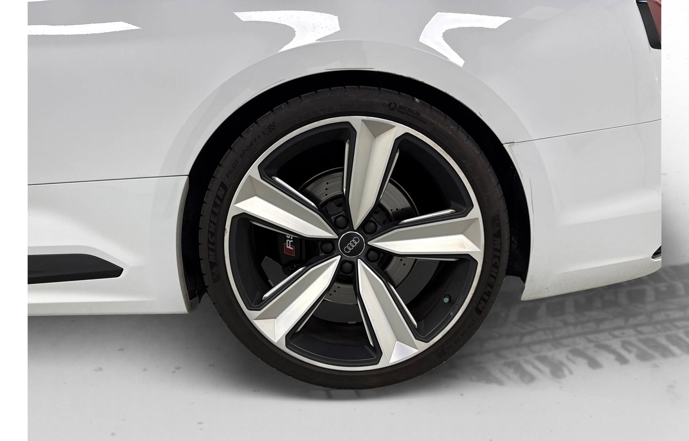 Used 2018 Audi RS 5 image 25