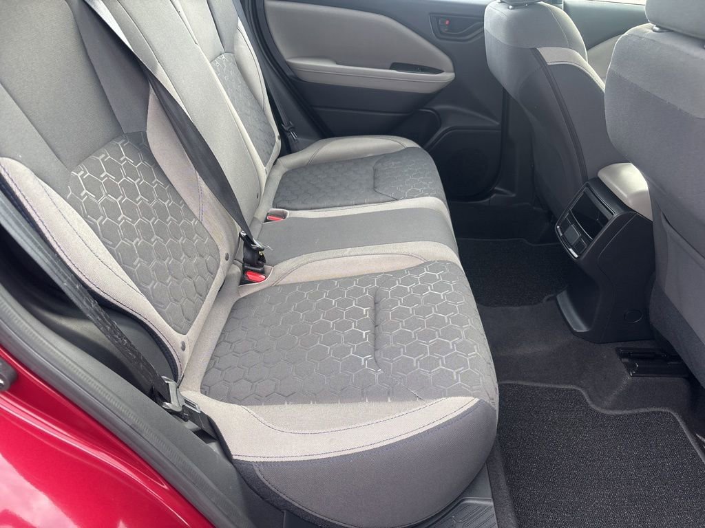 Used 2025 Subaru Forester AWD/4WD image 15