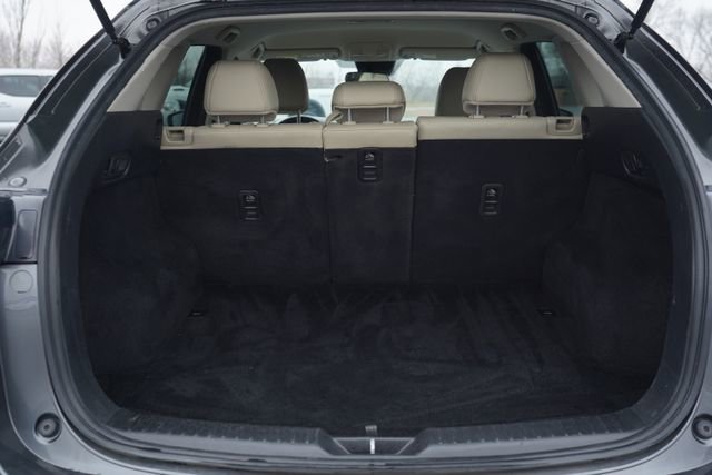 Used 2018 MAZDA CX-5 Touring image 17