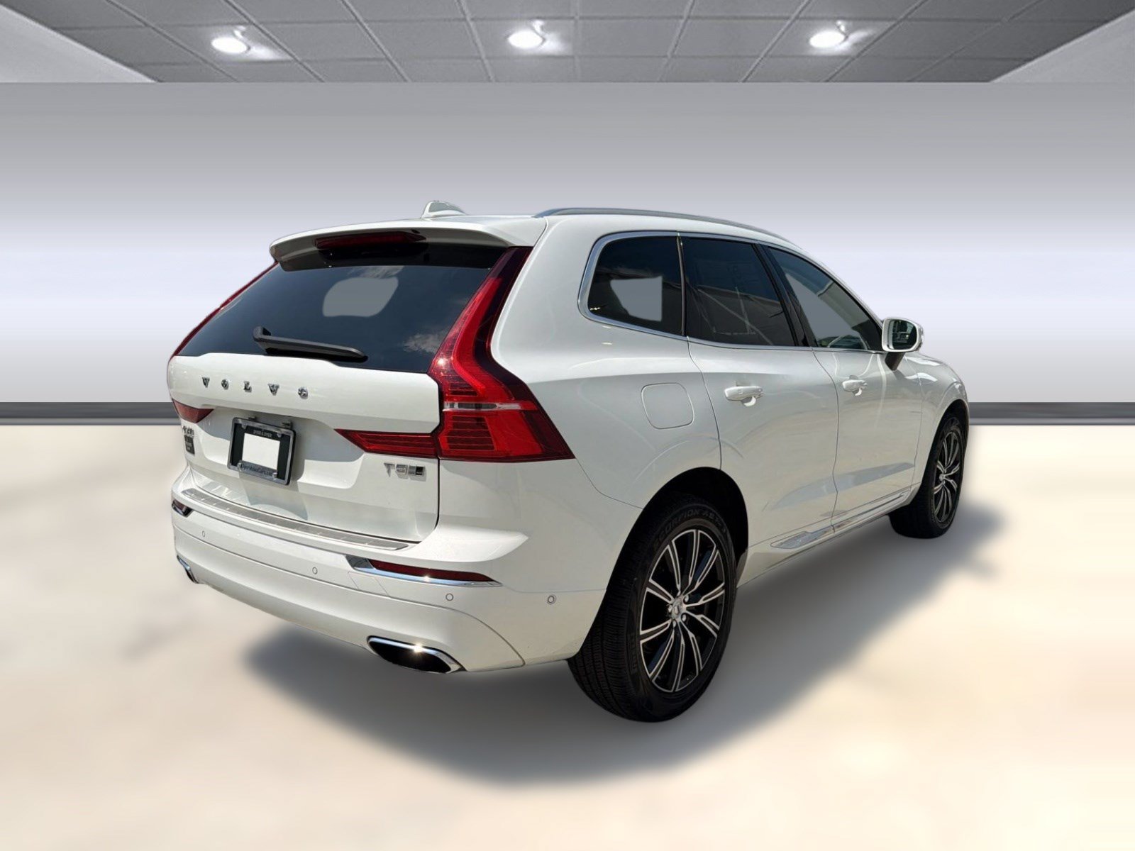 Used 2018 Volvo XC60 T5 Inscription w/ Convenience Package AWD/4WD image 9