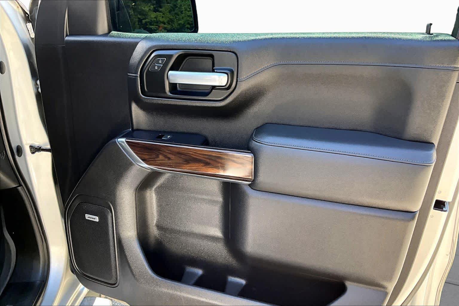 Used 2019 GMC Sierra 1500 SLT w/ SLT Premium Plus Package AWD/4WD image 21