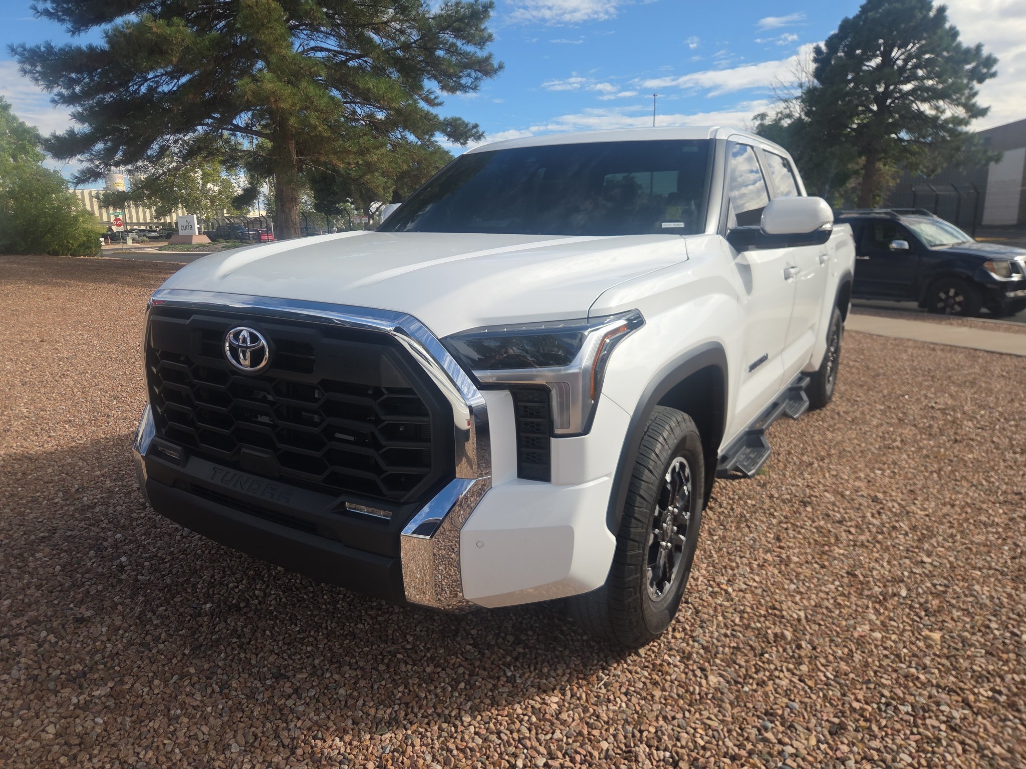 Used 2025 Toyota Tundra SR5 w/ TRD Off-Road Package AWD/4WD image 4