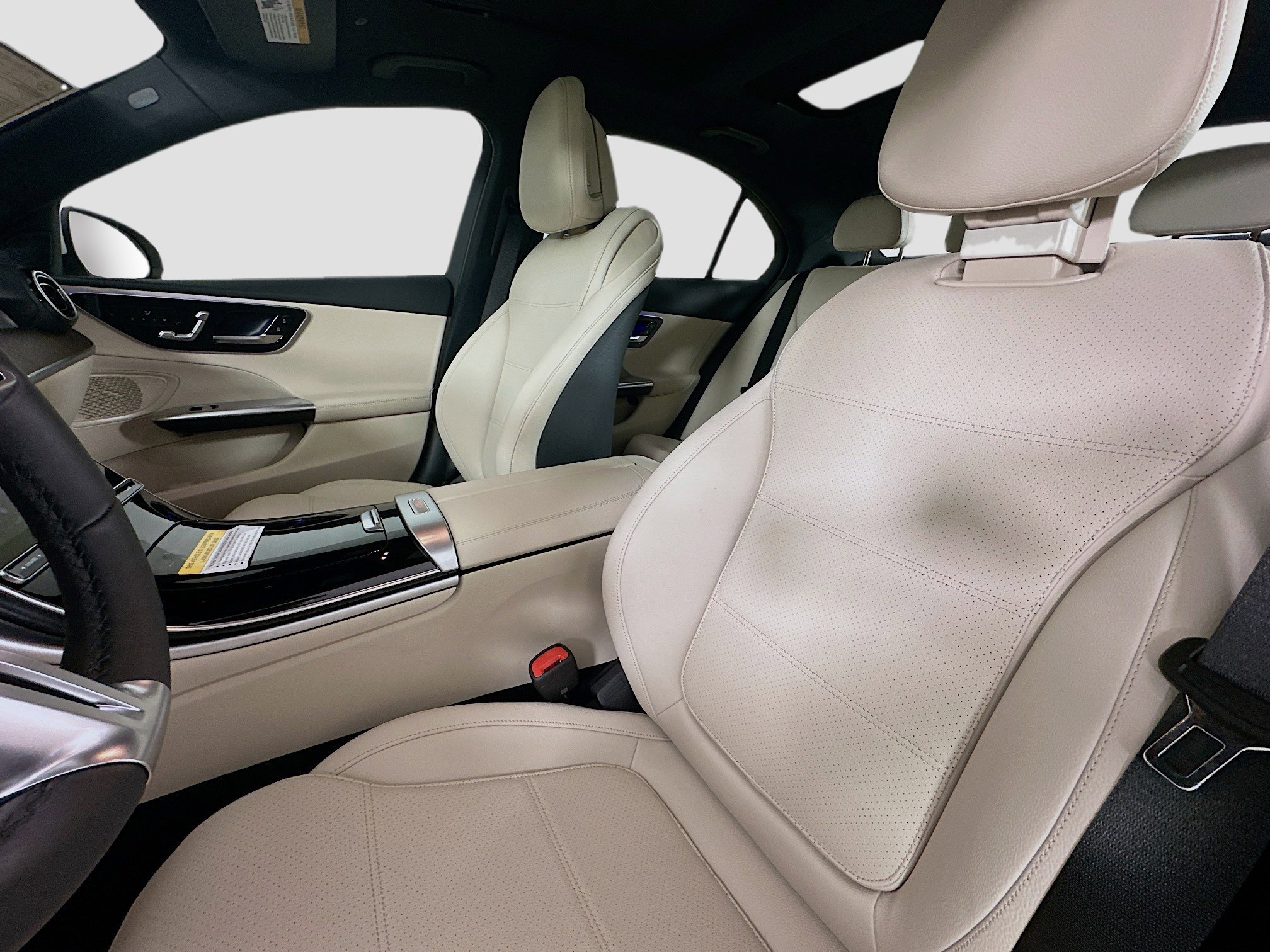 Used 2026 Mercedes-Benz C 300 4MATIC Sedan image 26