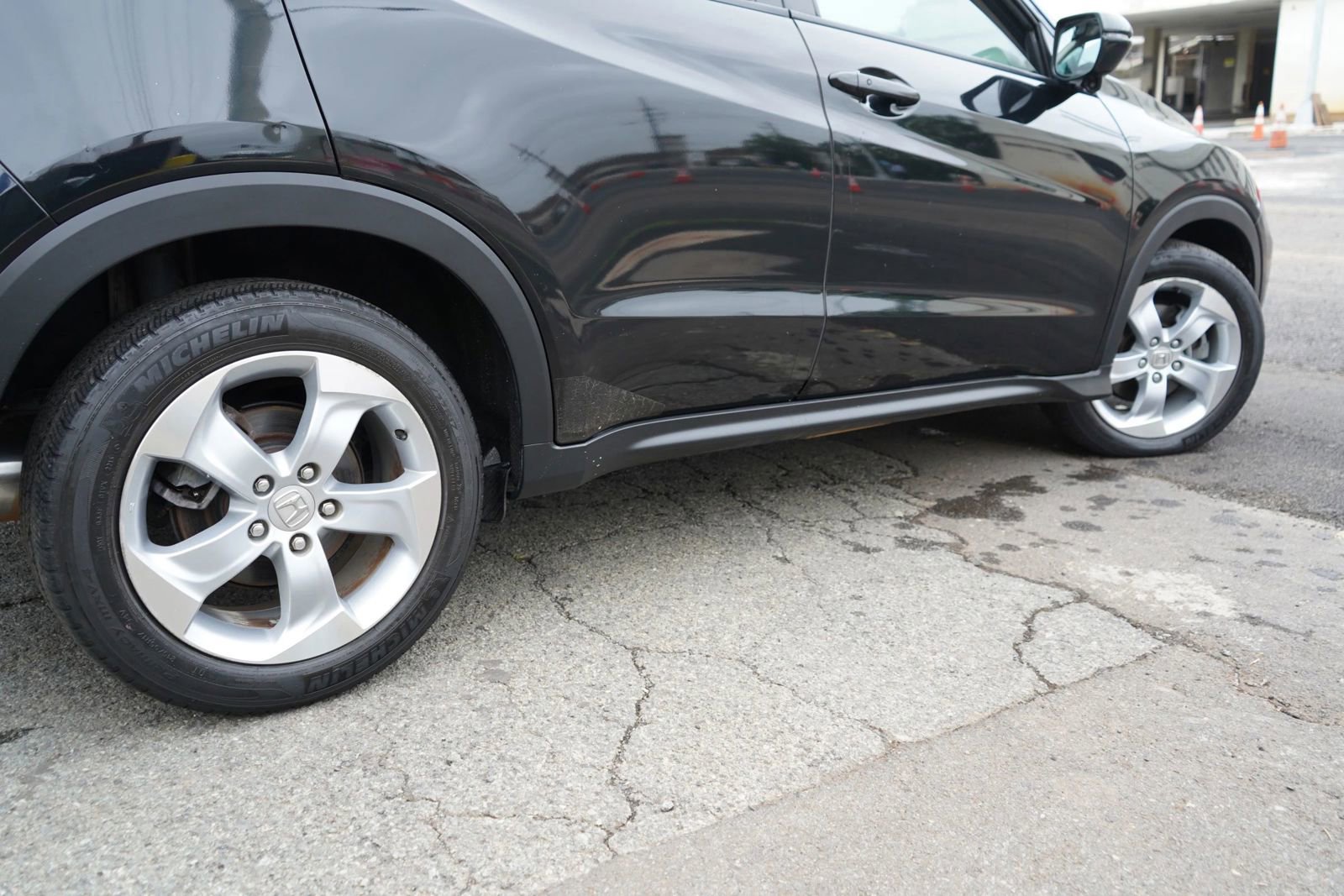 Used 2016 Honda HR-V EX-L image 7