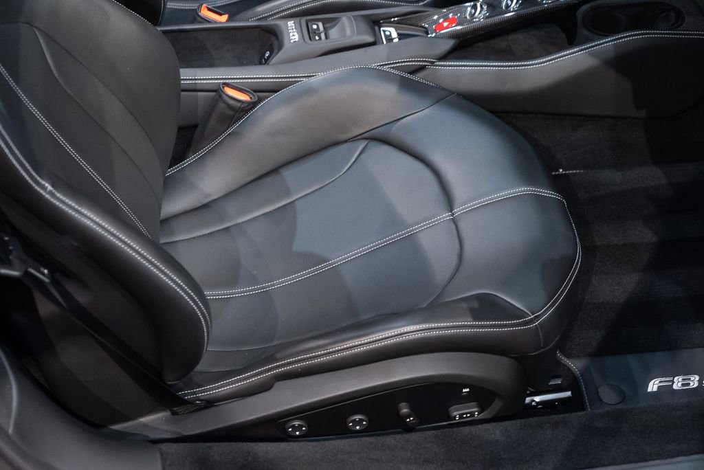 Certified 2023 Ferrari F8 Tributo RWD image 40