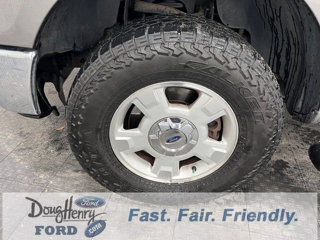 Used 2014 Ford F150 XLT w/ XLT Convenience Package image 19