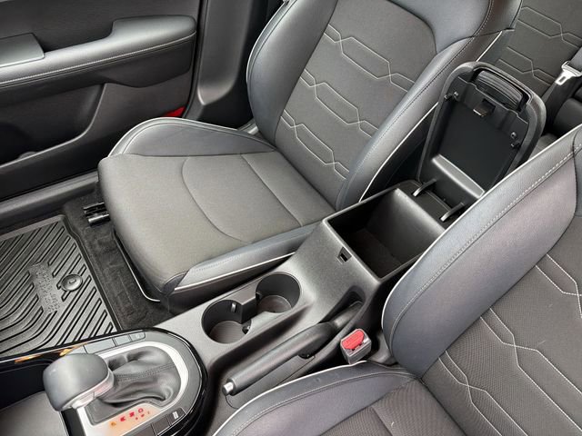 Used 2023 Kia Forte GT-Line image 23