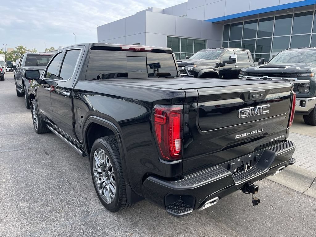 Used 2025 GMC Sierra 1500 Denali Ultimate AWD/4WD image 7
