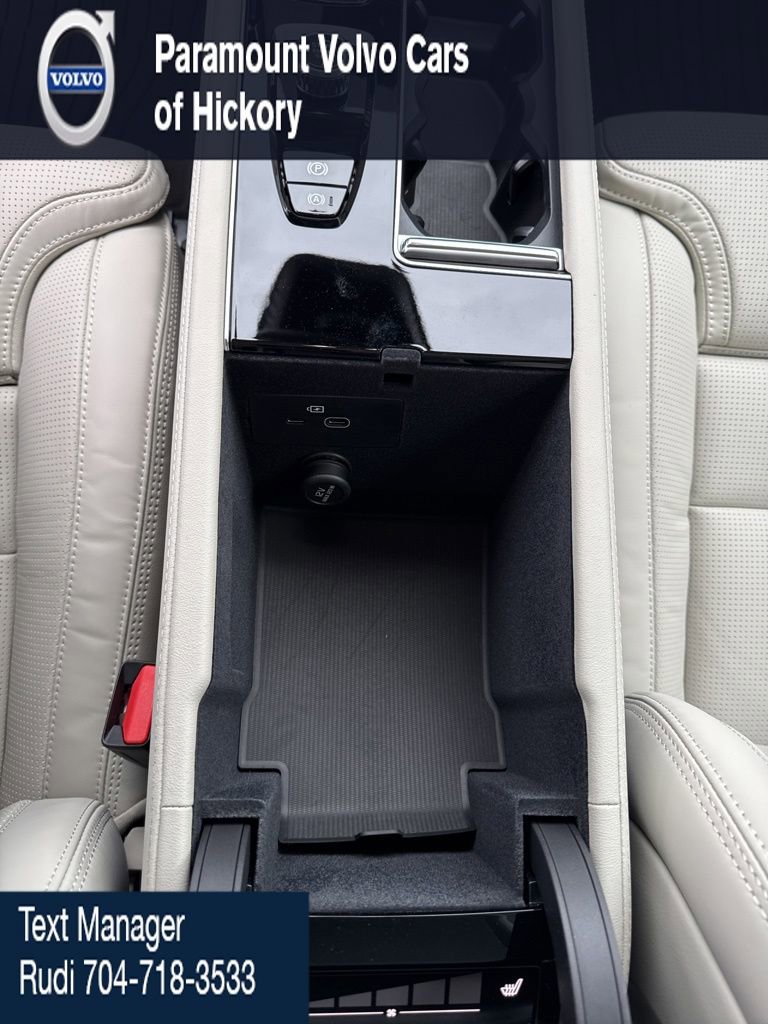 New 2026 Volvo XC90 B6 Ultra w/ Lounge Package image 29
