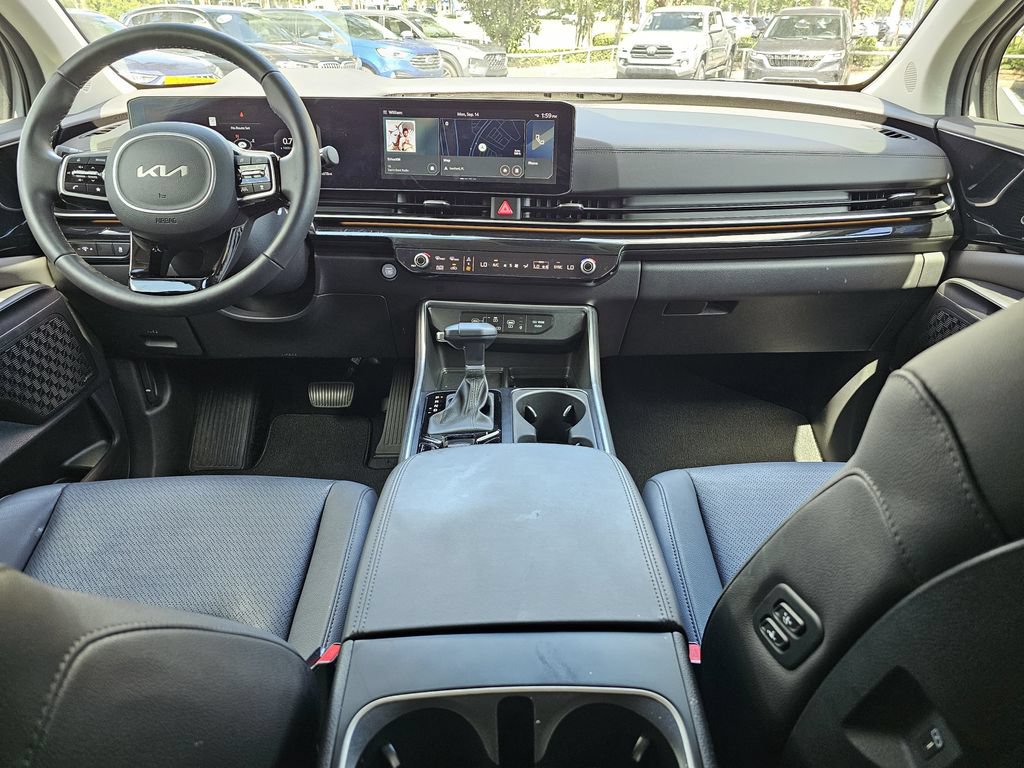 Used 2026 Kia Carnival SX Prestige FWD image 12