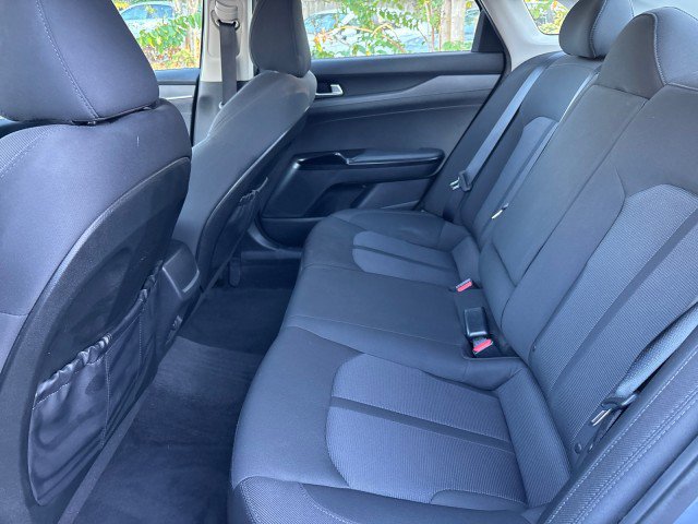 Used 2024 Kia K5 LXS image 11