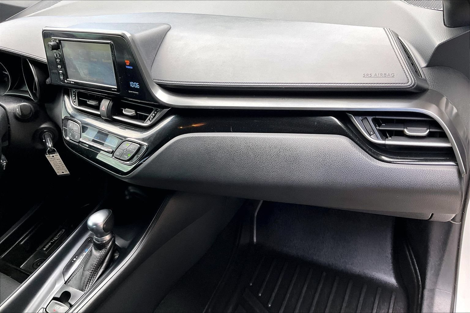 Used 2018 Toyota C-HR XLE FWD image 23