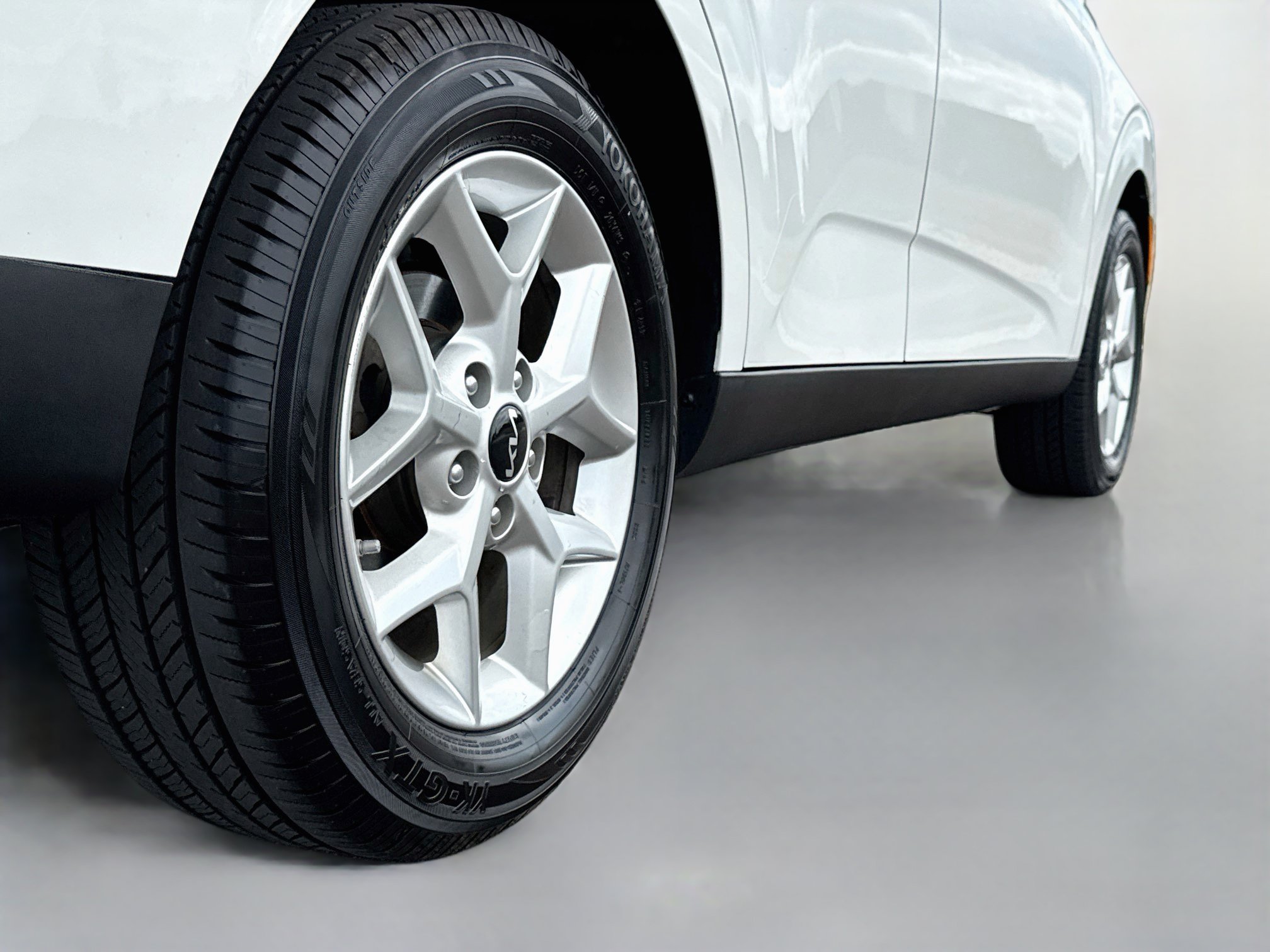 Used 2023 Kia Soul S FWD image 9