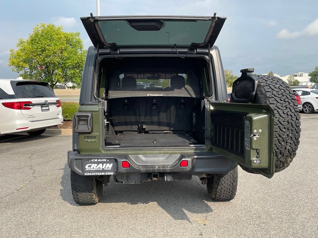 Used 2022 Jeep Wrangler Unlimited Rubicon w/ Cold Weather Group AWD/4WD image 7