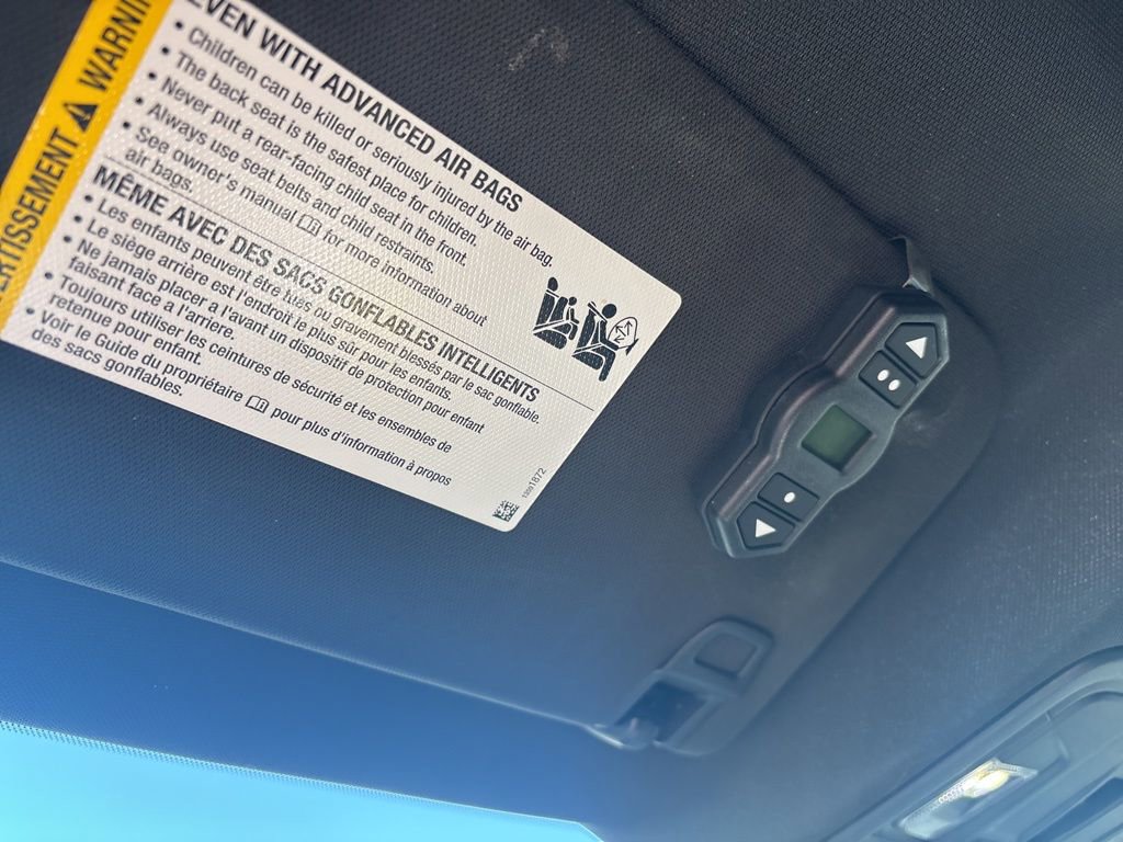 Used 2025 Chevrolet Silverado 1500 High Country image 30