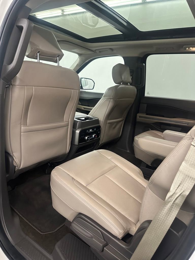 Used 2020 Ford Expedition XLT w/ Equipment Group 202A image 29