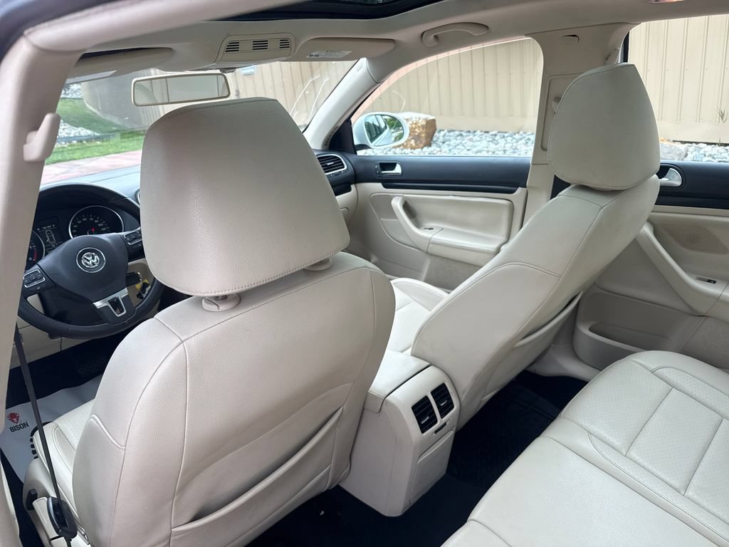 Used 2013 Volkswagen Jetta TDI FWD image 21