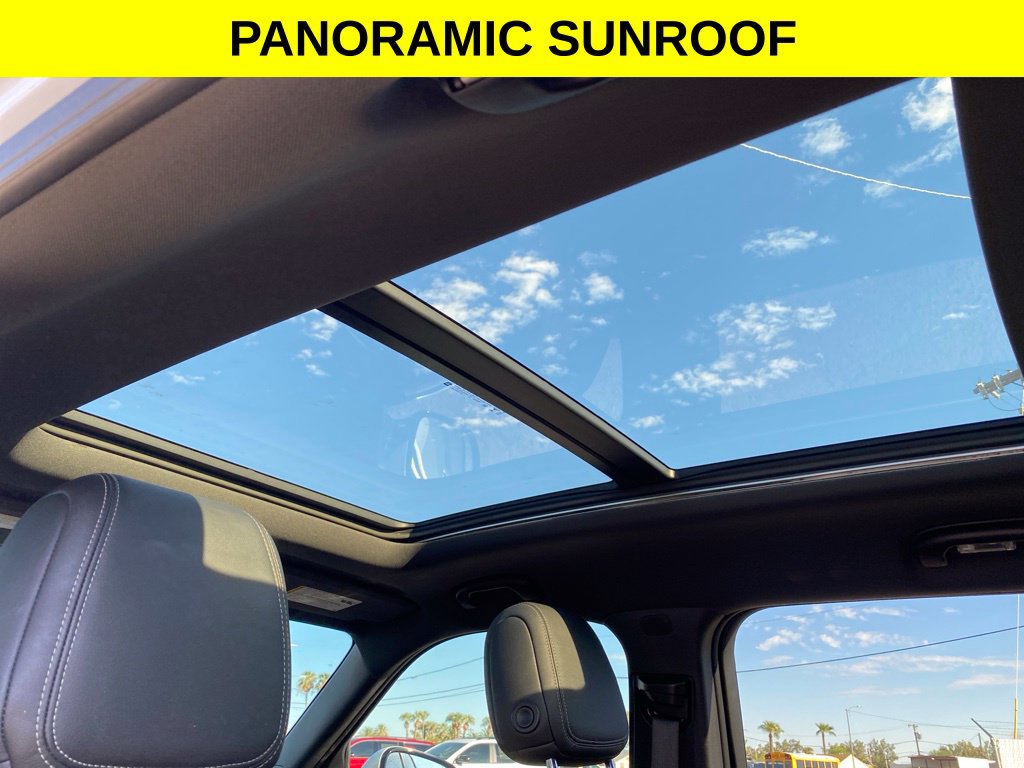 Used 2022 Chevrolet TrailBlazer ACTIV w/ Sun and Liftgate Package FWD image 8
