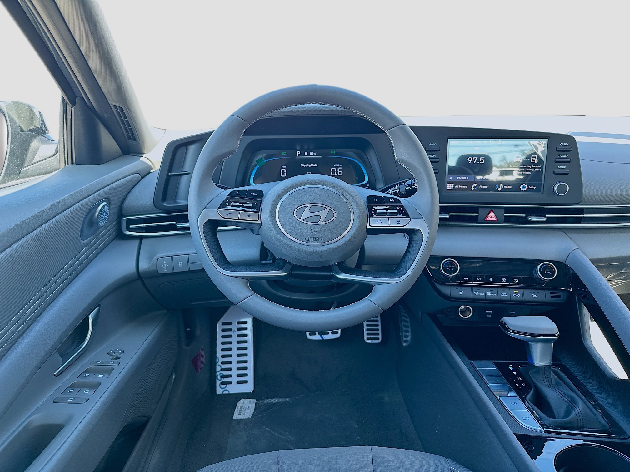 New 2026 Hyundai Elantra SEL Sport image 16