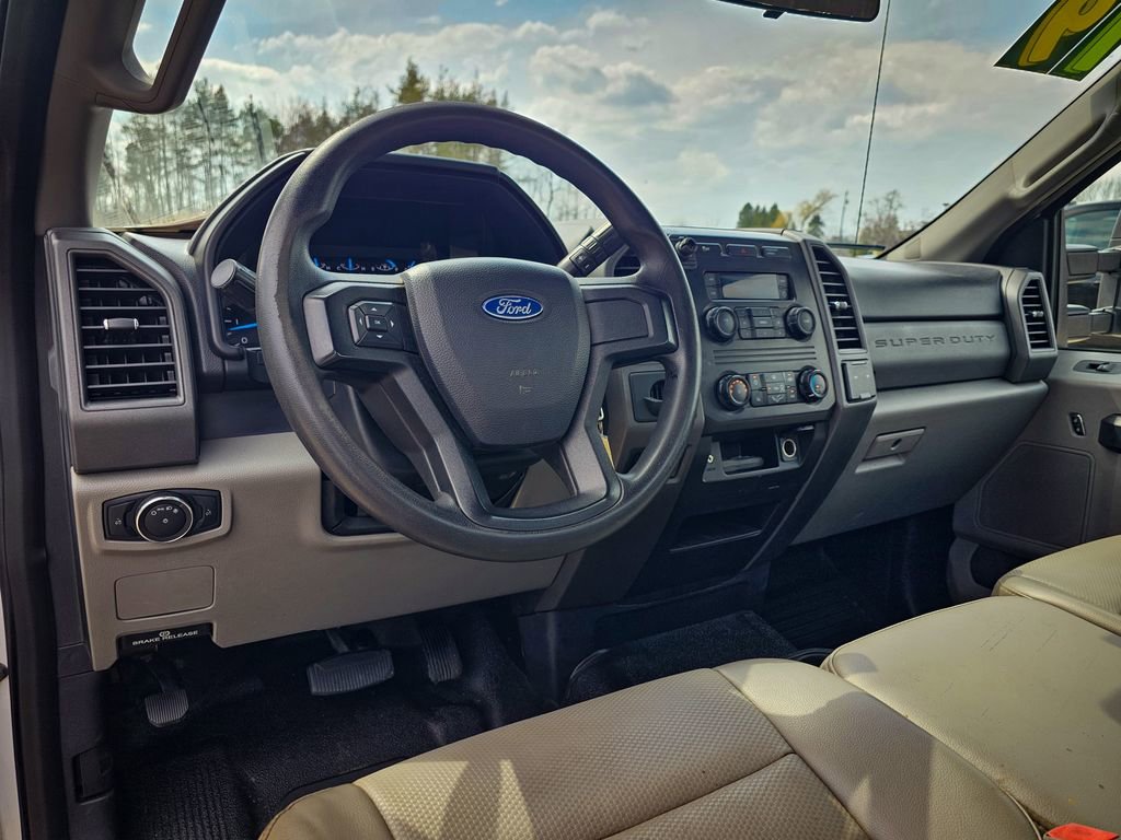 Used 2019 Ford F350 XL w/ Power Equipment Group image 16